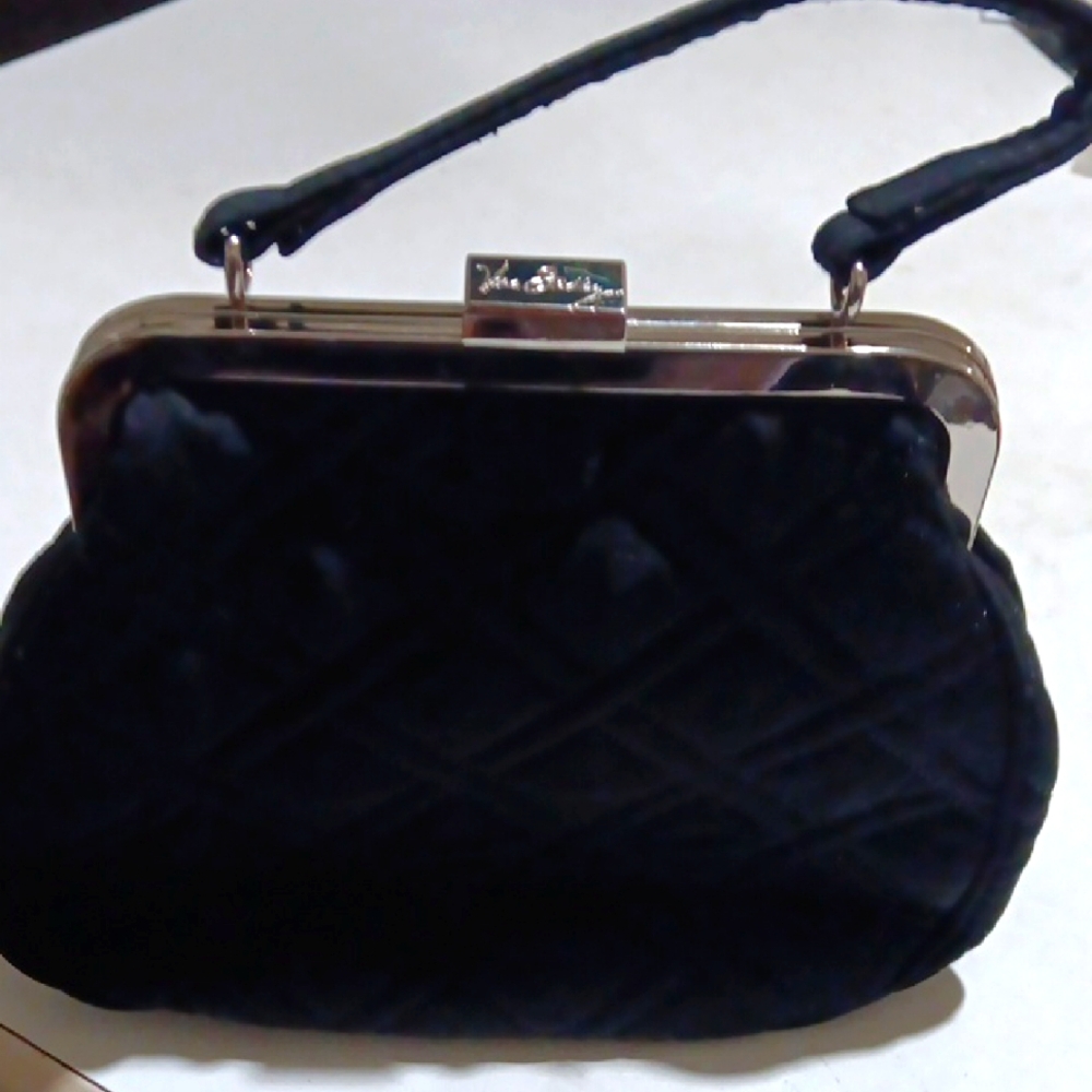 Vera Bradley Crossbody/Handbag Cushioned Signature Embossed Blk NWOT